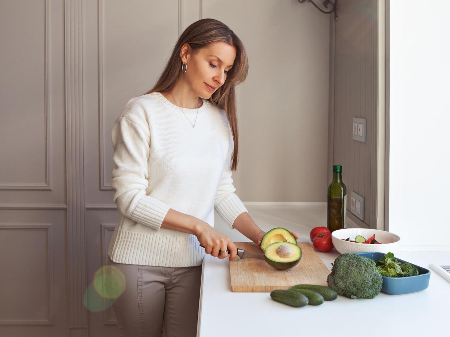 5 ყველაზე საშიში დიეტა, რომელიც თქვენს ჯანმრთელობასა და იმუნიტეტს გაანადგურებს