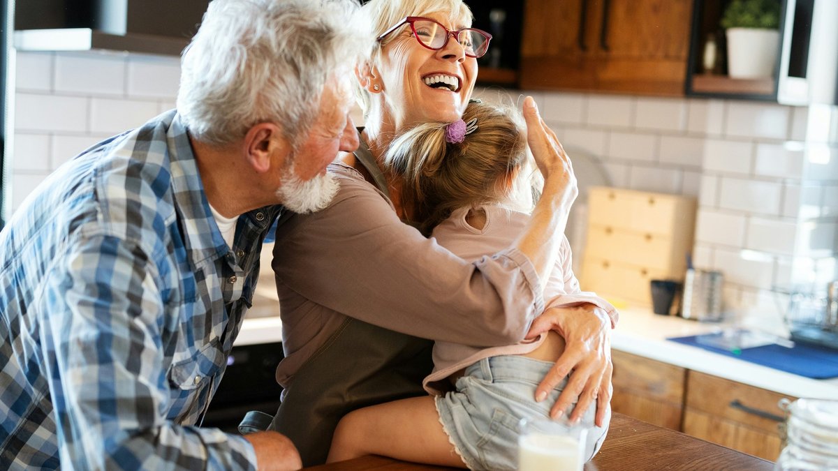 6 რჩევა, თუ როგორ არ გადაიქცეთ ტვირთად თქვენი საყვარელი ადამიანებისთვის სიბერეში