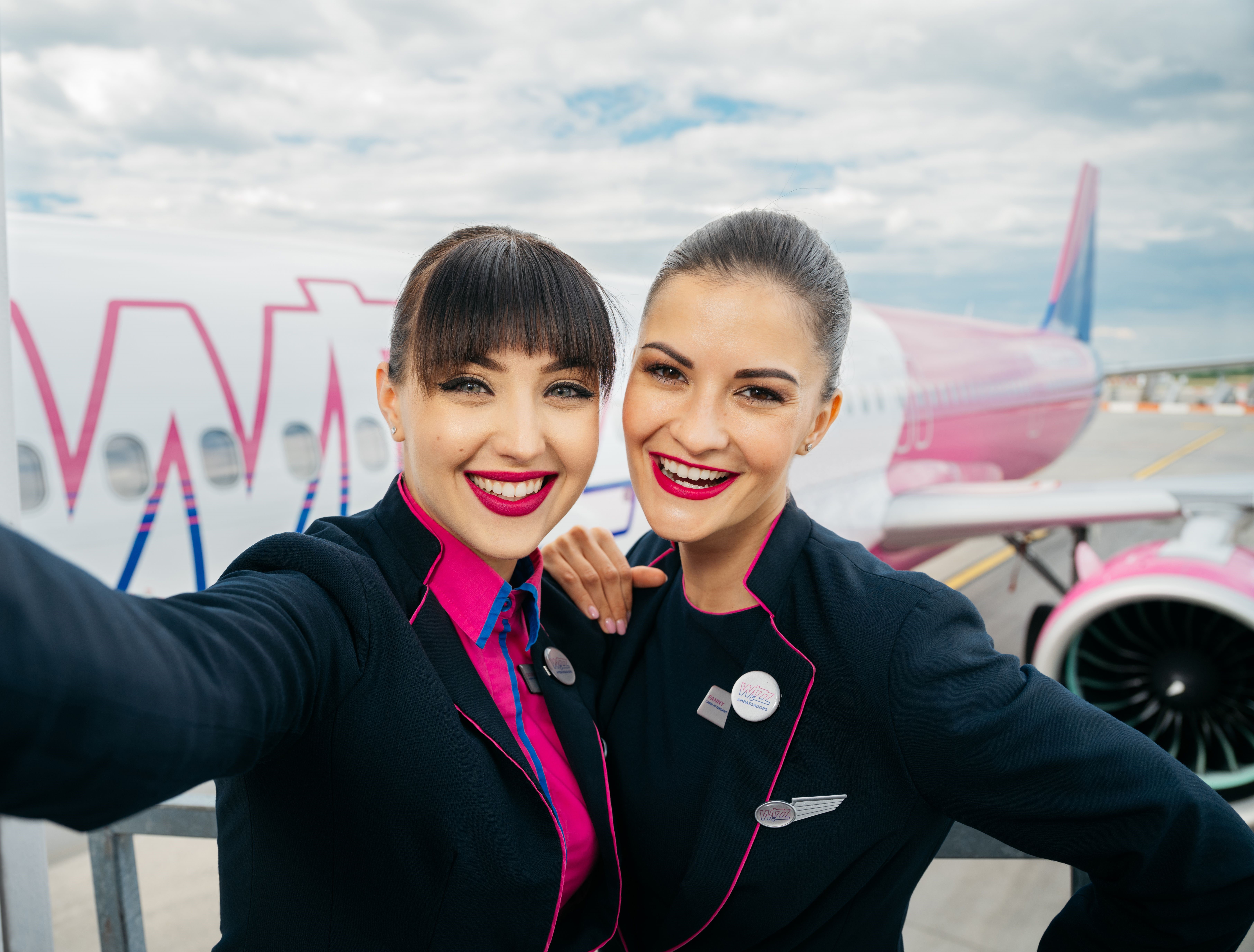 WIZZ AIR-ის შეთავაზებების სეზონი იწყება: WIZZ WEDNESDAY — 30%-მდე ფასდაკლება შერჩეულ რეისებზე, მხოლოდ WIZZ Discount Club-ის წევრებისთვის