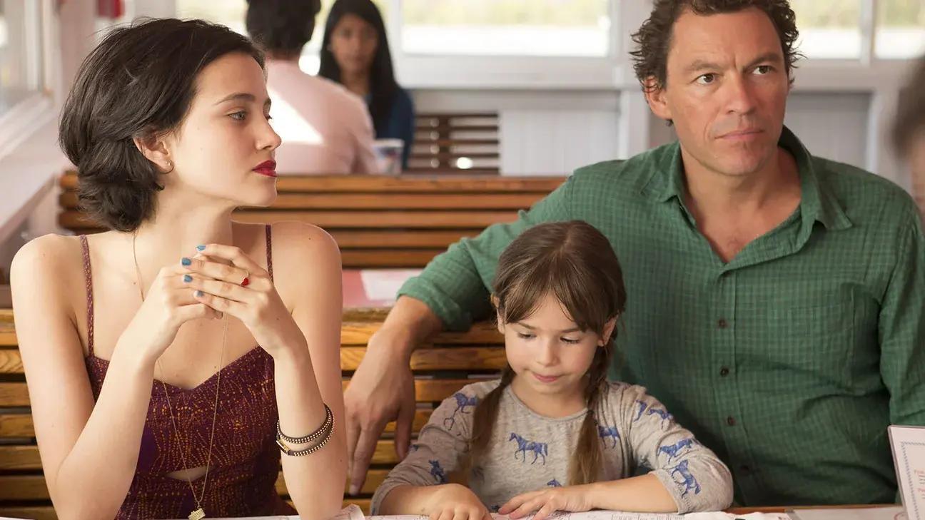 როგორ მივხვდეთ, რომ ქმარს საყვარელი ჰყავს: 7 ფარული ნიშანი