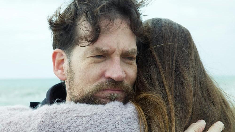 რატომ გვეშლება ტკივილი სიყვარულში? – „ტრავმის ქიმია“ და ბავშვობის კვალი